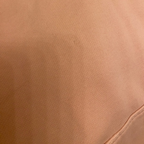 Aritizia TNA Fleece Hoodie new with tags - Picture 9 of 9